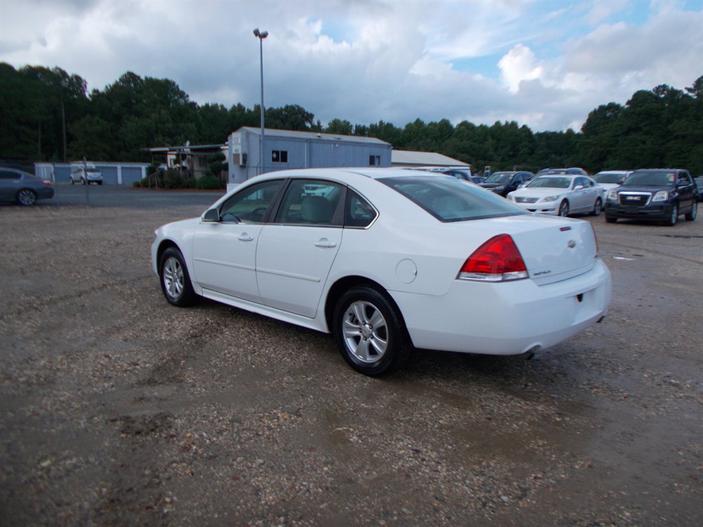 2014 Chevrolet Impala - $9,500