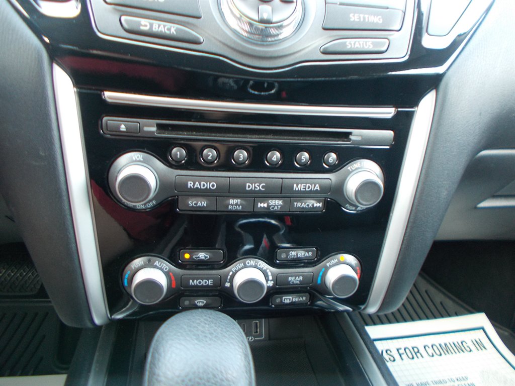 2020 Nissan Pathfinder - $13,000