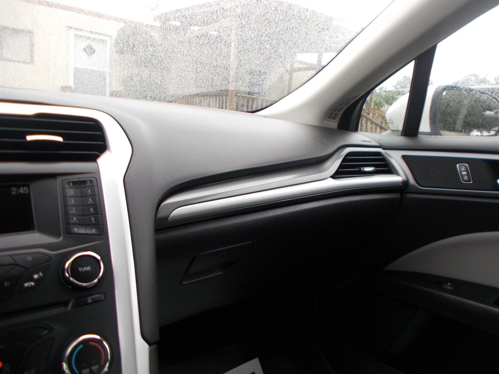 2016 Ford Fusion - $10,500