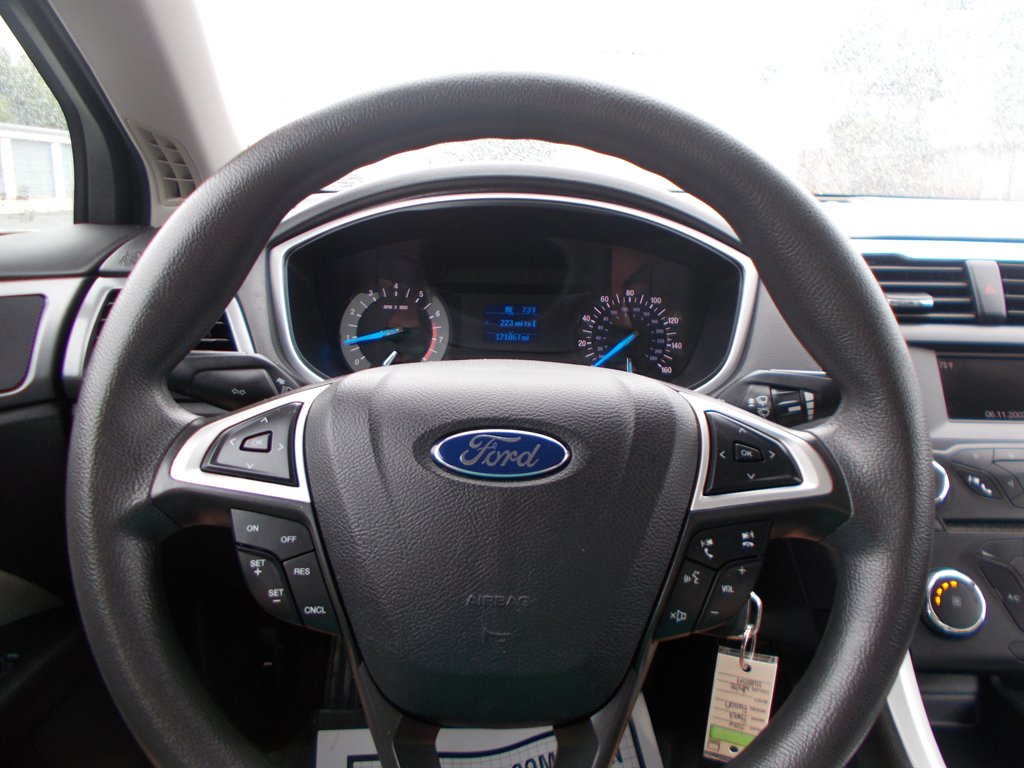 2016 Ford Fusion - $10,500
