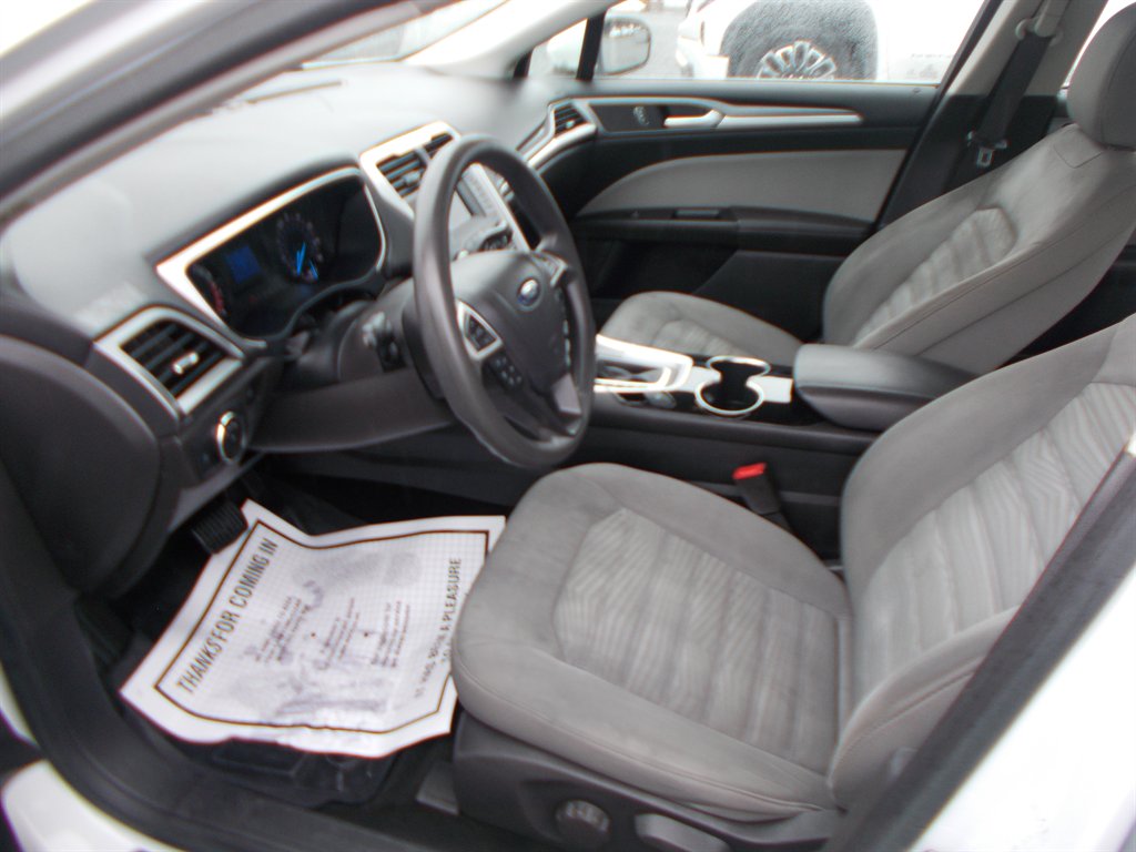 2016 Ford Fusion - $10,500