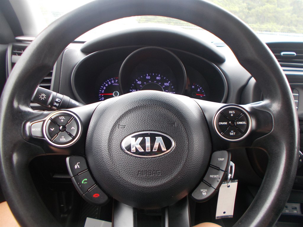 2014 Kia Soul - $10,000