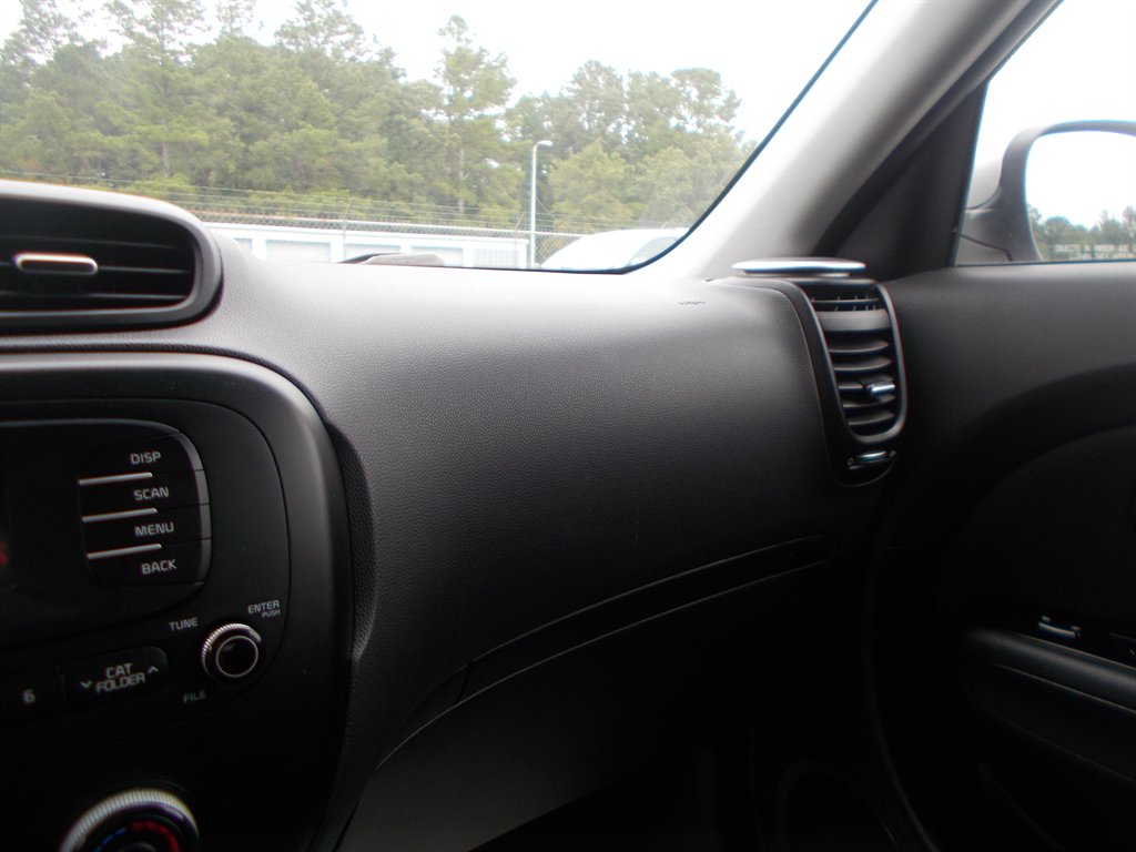 2014 Kia Soul - $10,000