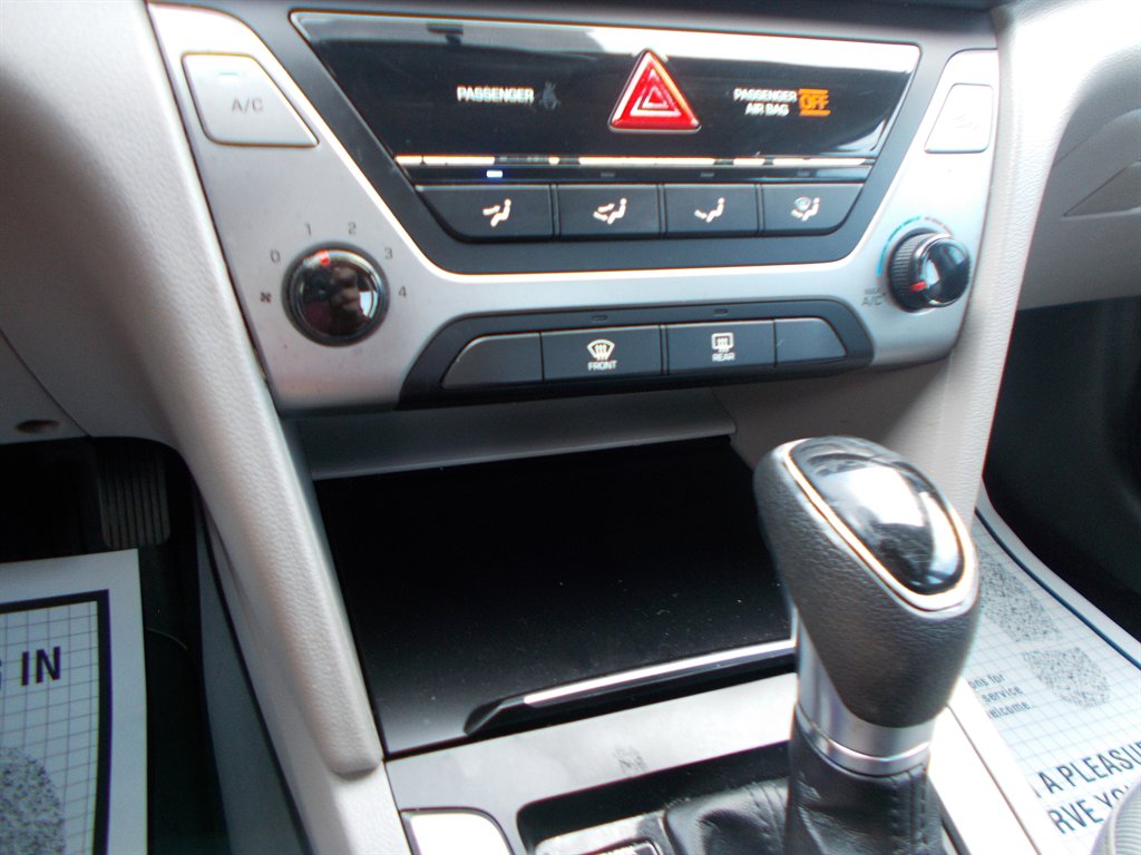 2017 Hyundai Elantra - $8,500