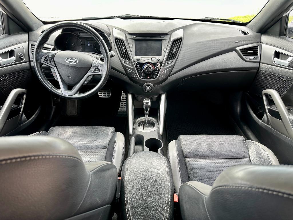 2016 Hyundai Veloster Turbo photo