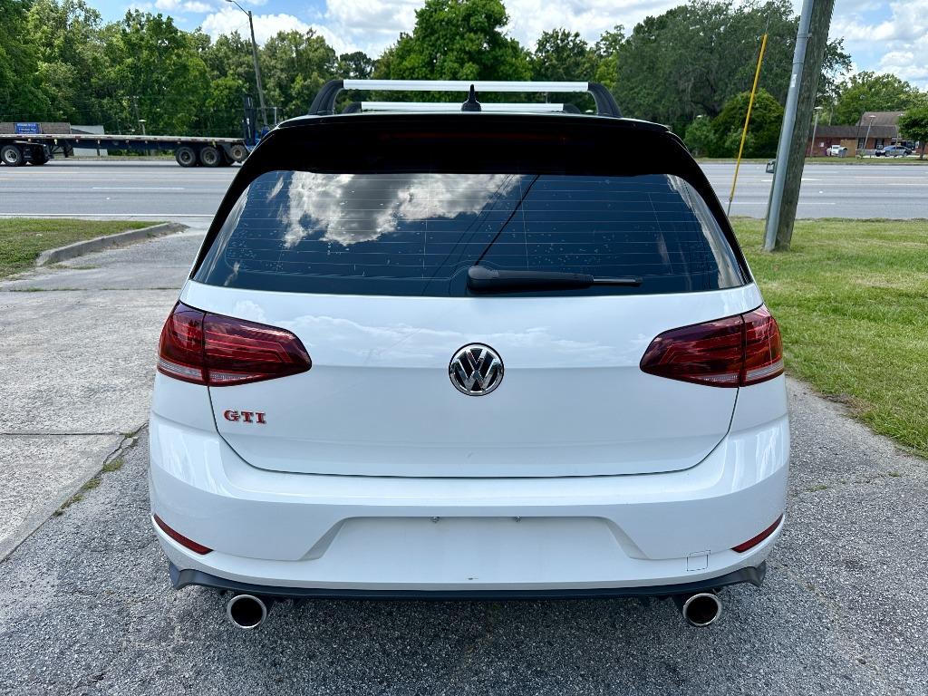 2021 Volkswagen Golf - $25,500