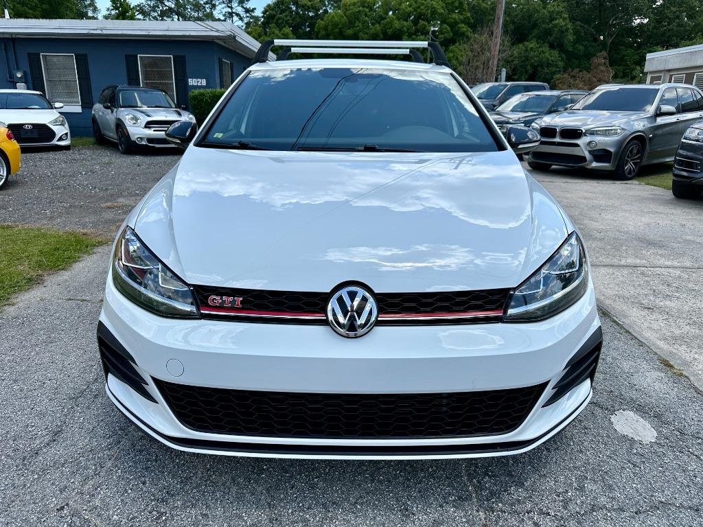 2021 Volkswagen Golf - $25,500