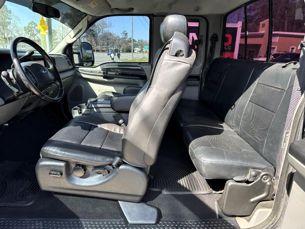2004 Ford RSX XL photo