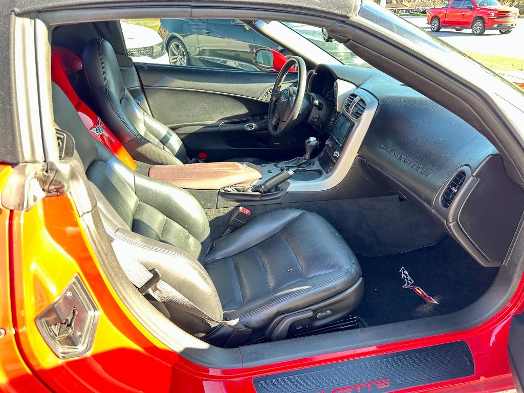 2005 Chevrolet Corvette photo