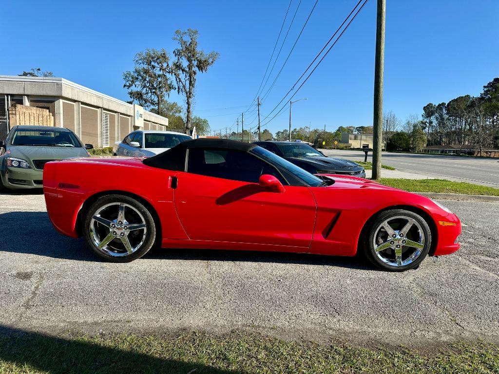 2005 Chevrolet Corvette photo