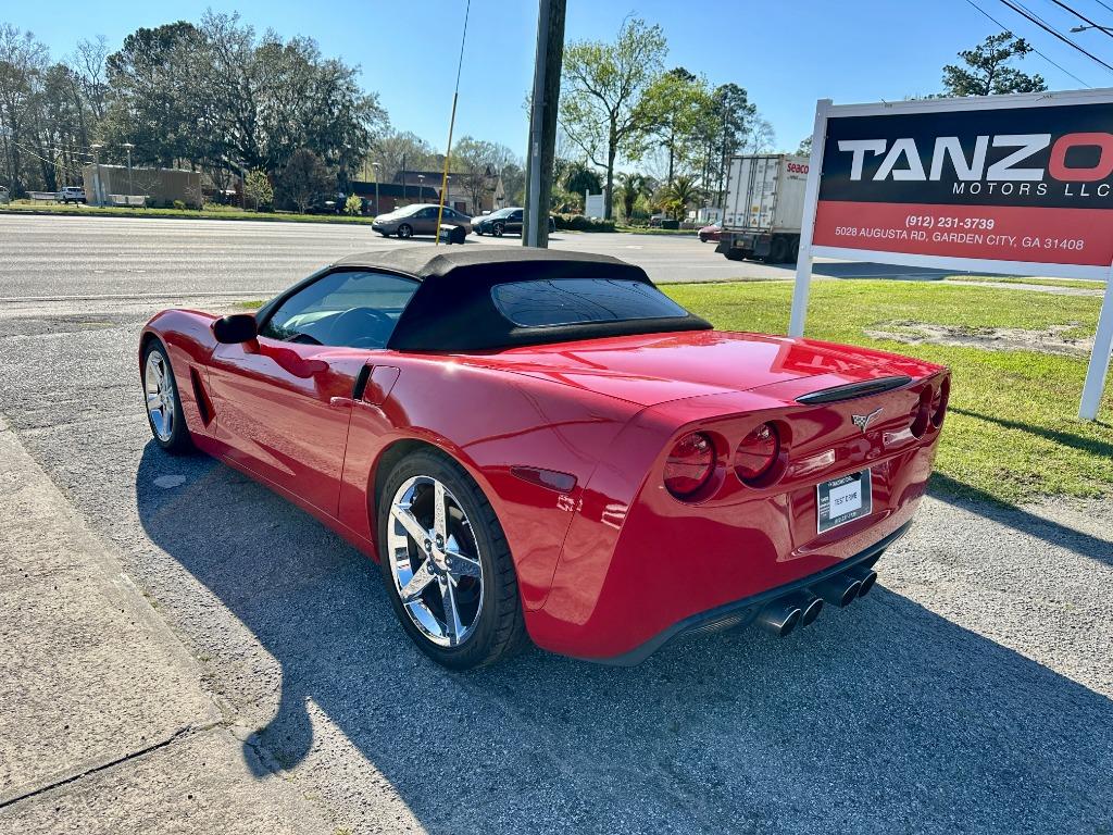 2005 Chevrolet Corvette photo