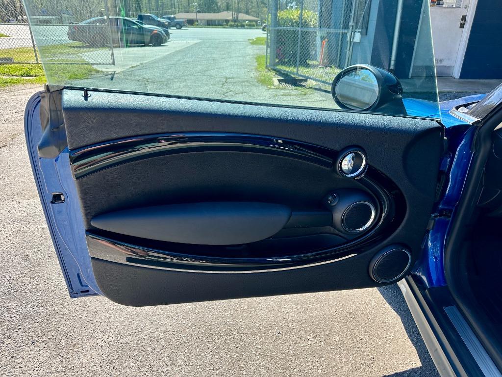 2015 Mini Countryman S ALL4 photo 32