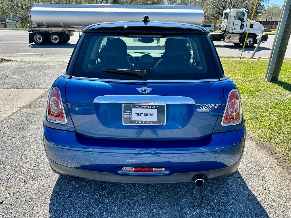 2013 MINI Cooper photo