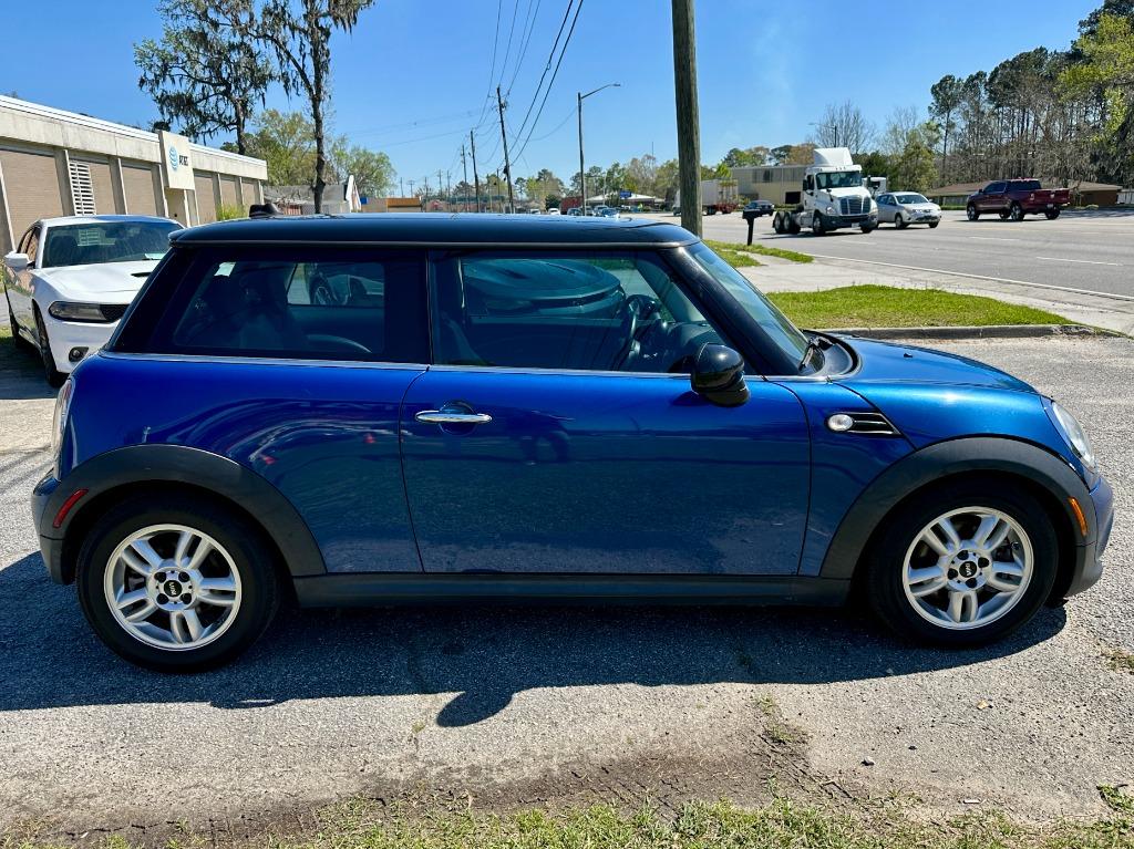 2013 MINI Cooper photo