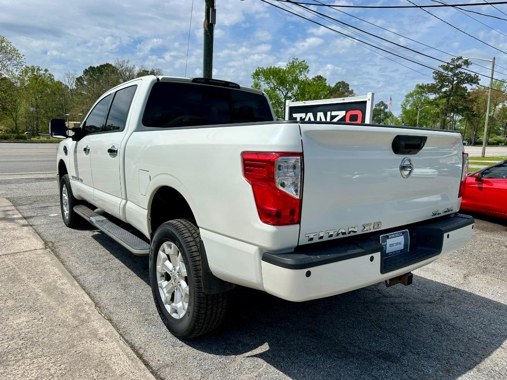 2017 Nissan Titan XD SL photo