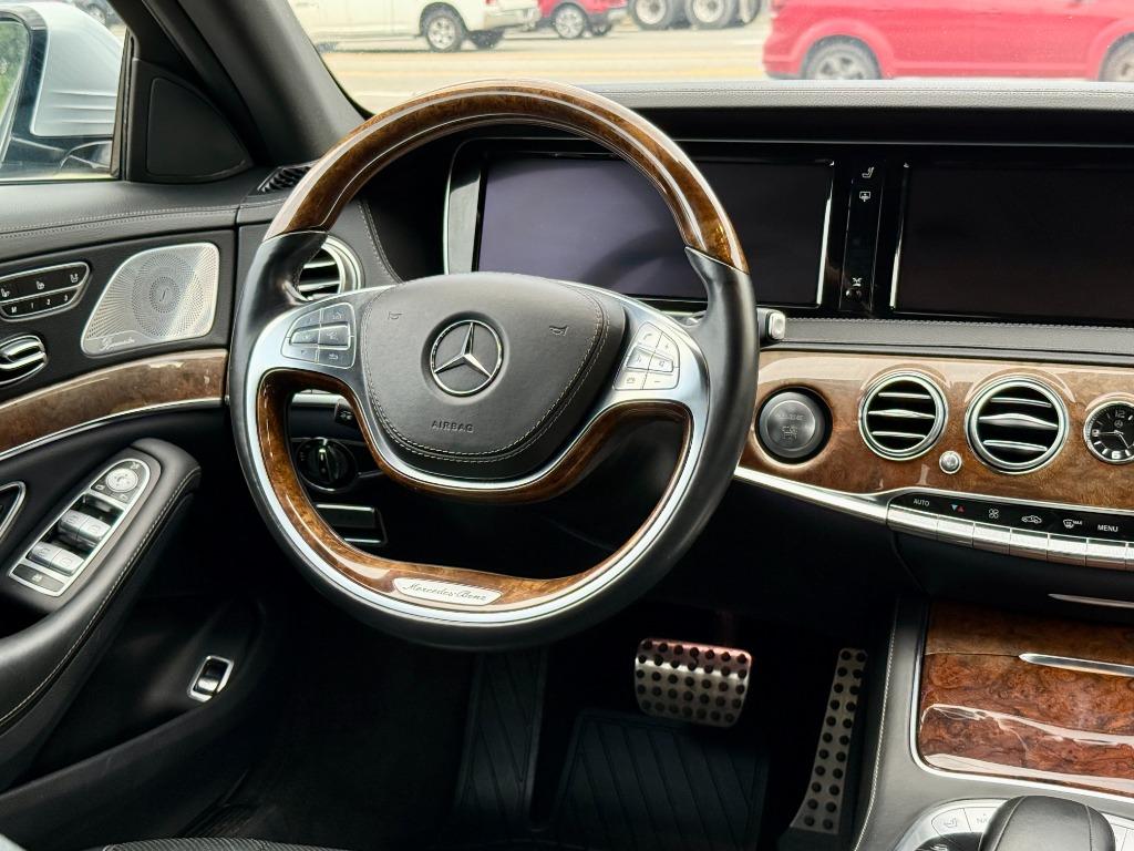2014 Mercedes-Benz S-class - $18,500