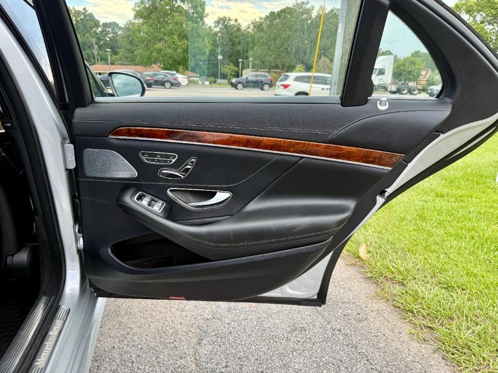 2014 Mercedes-Benz S-class - $18,500