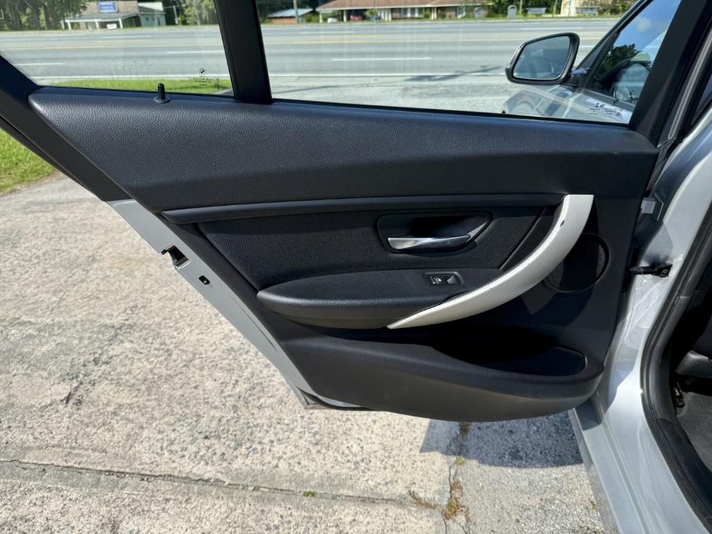 2018 BMW 320i - $10,000