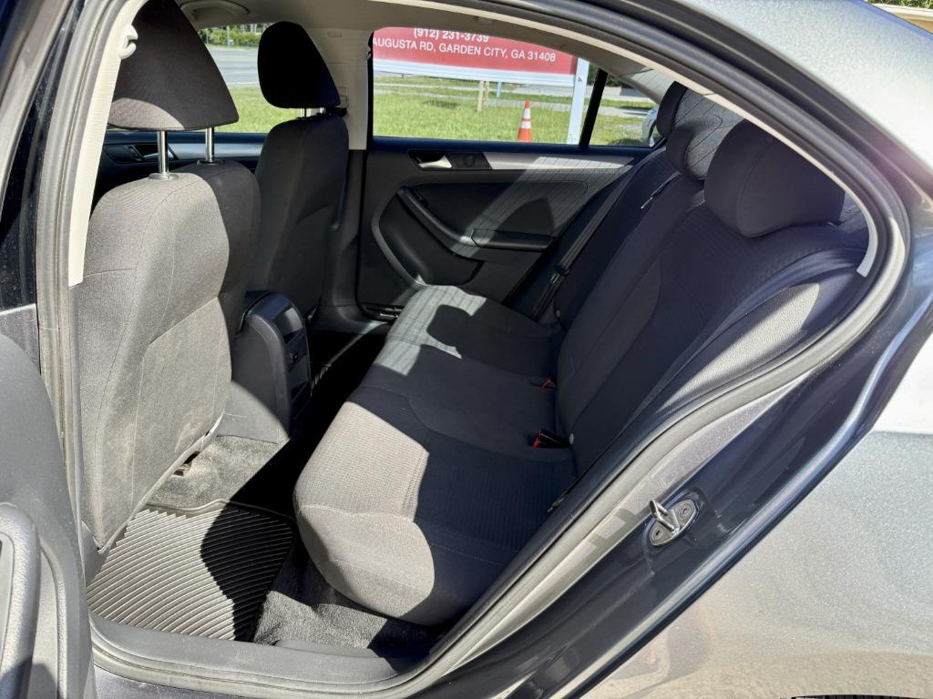 2015 Volkswagen Jetta - $6,500
