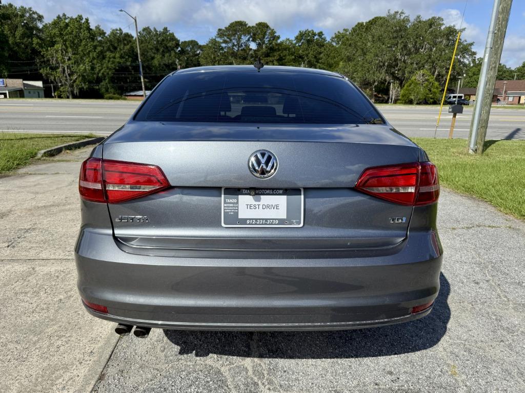 2015 Volkswagen Jetta - $6,500