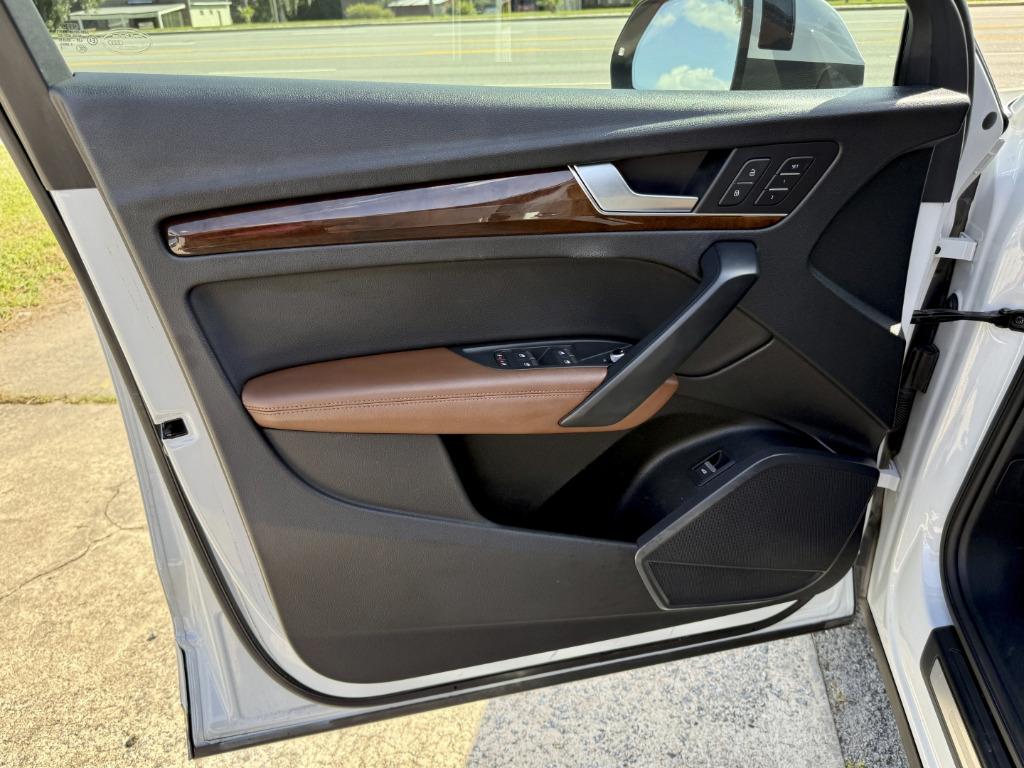 2019 Audi Q5 - $18,000