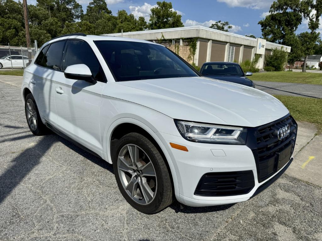 2019 Audi Q5 - $18,000