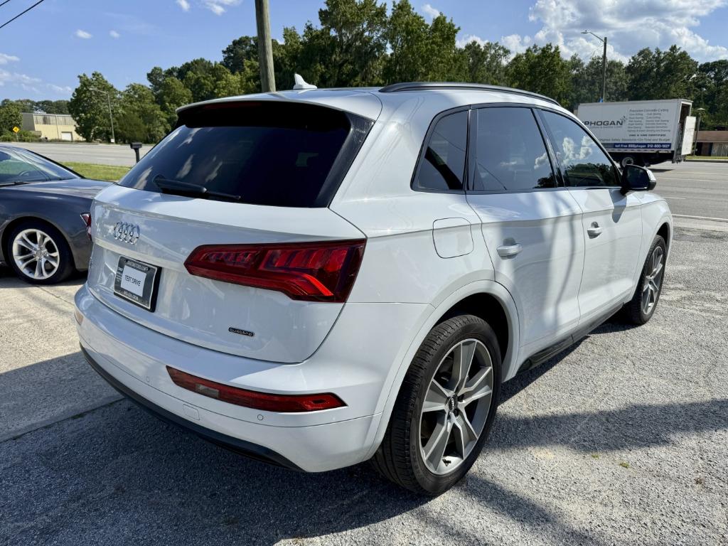2019 Audi Q5 - $18,000