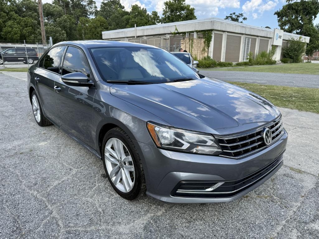 2019 Volkswagen Passat - $10,500