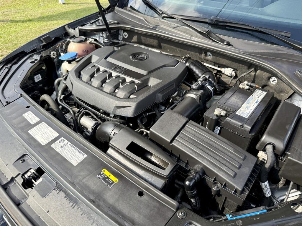 2019 Volkswagen Passat - $10,500