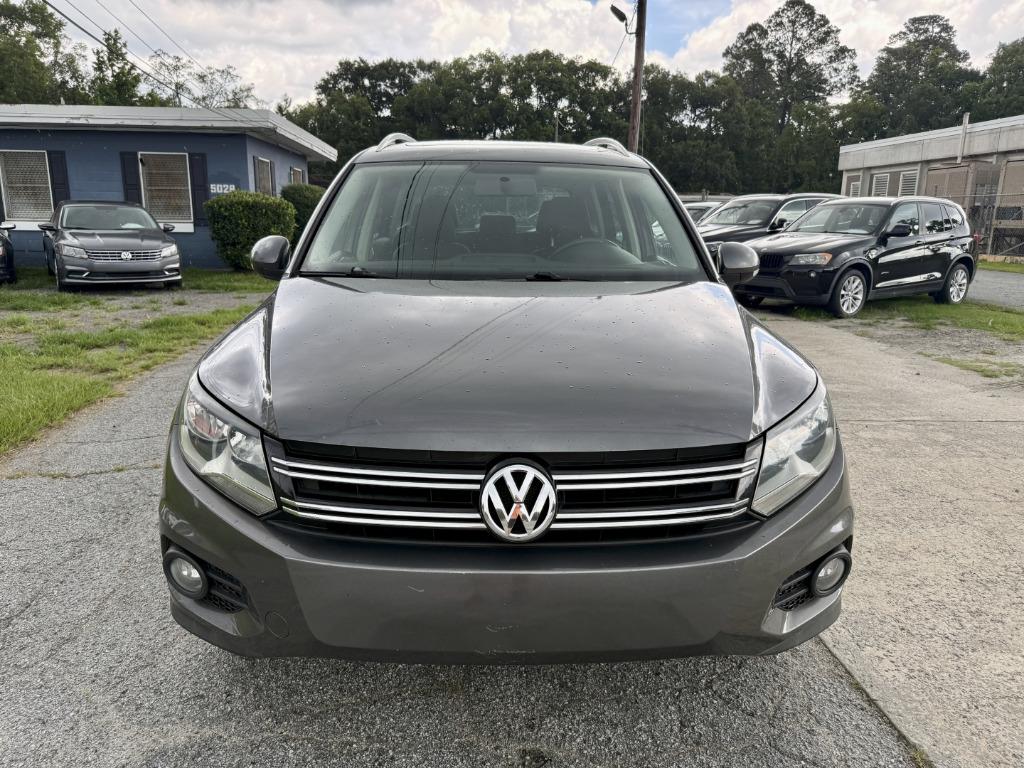 2014 Volkswagen Tiguan - $9,000