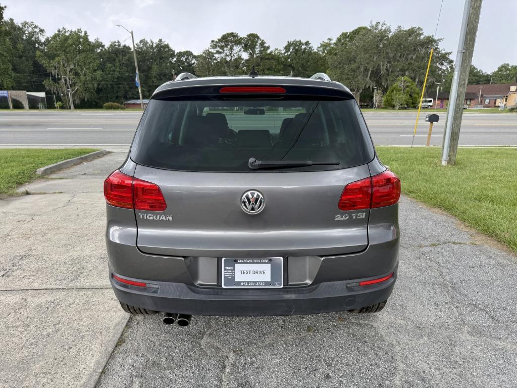 2014 Volkswagen Tiguan - $9,000