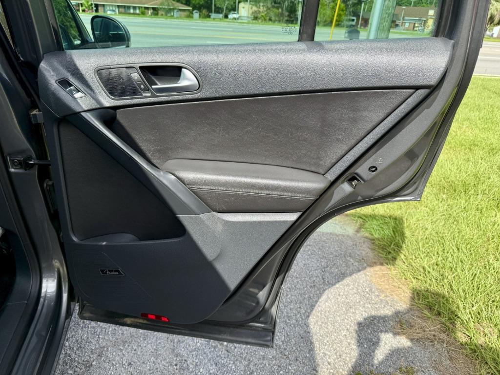 2014 Volkswagen Tiguan - $9,000