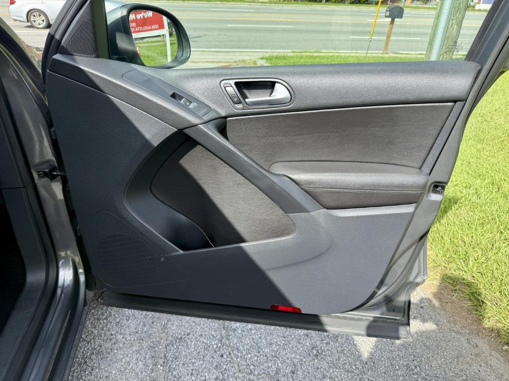 2014 Volkswagen Tiguan - $9,000