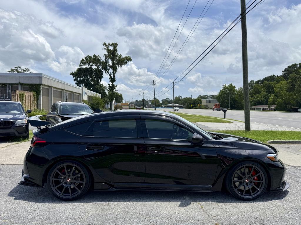 2023 Honda Civic - $46,000