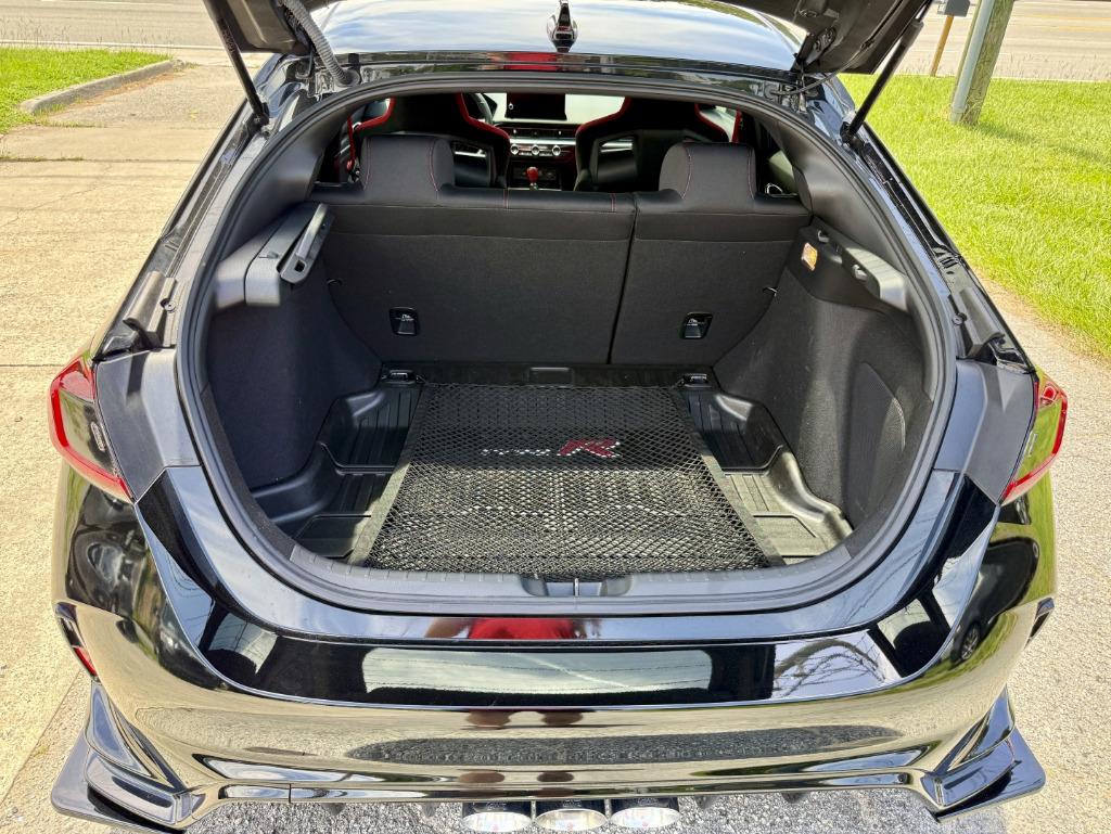 2023 Honda Civic - $46,000