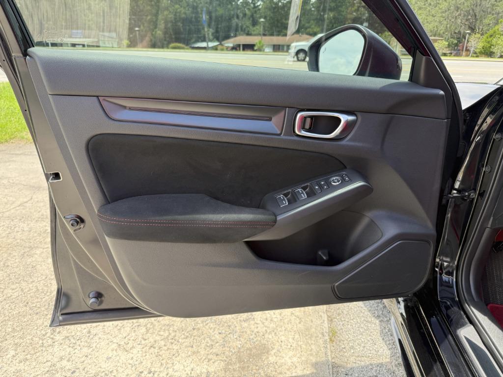 2023 Honda Civic - $46,000