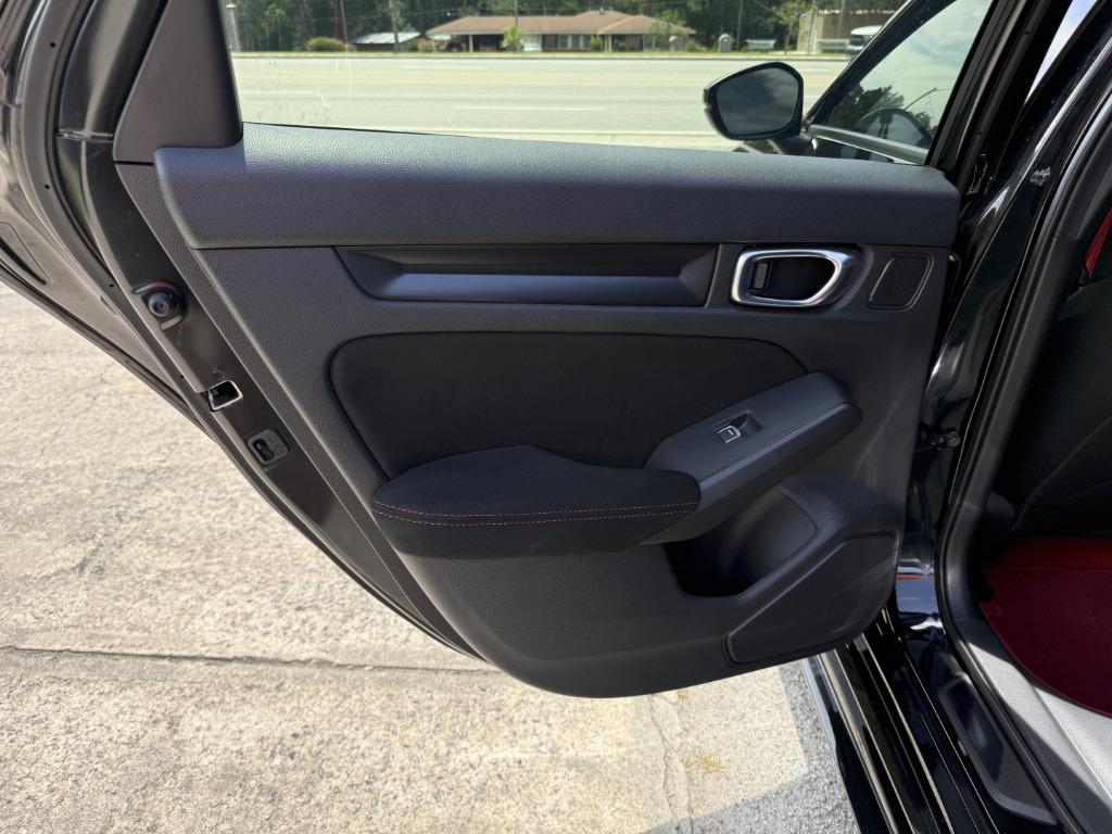 2023 Honda Civic - $46,000
