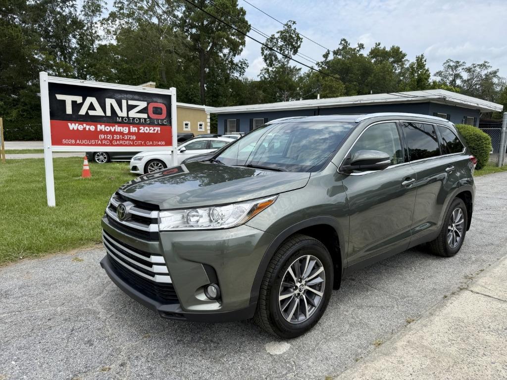 2019 Toyota Highlander - $26,000