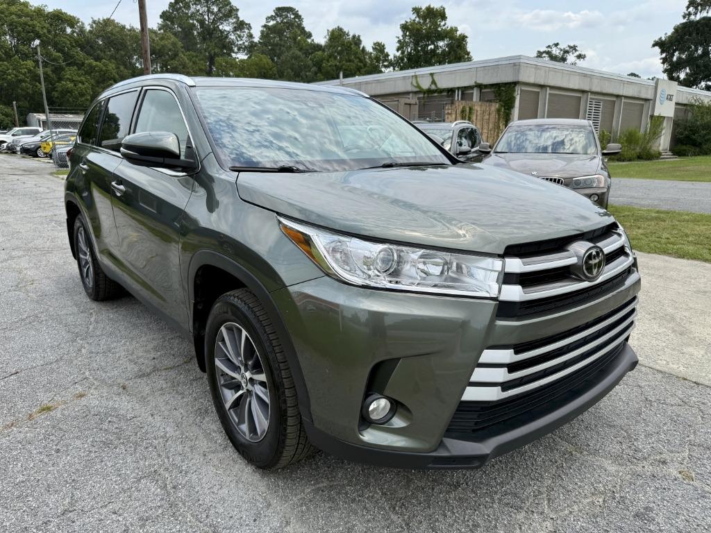 2019 Toyota Highlander - $26,000