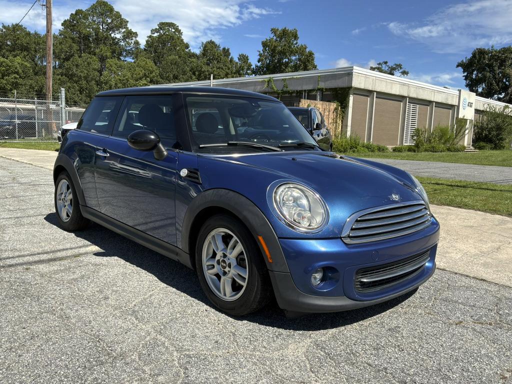 2013 MINI Hardtop - $6,000