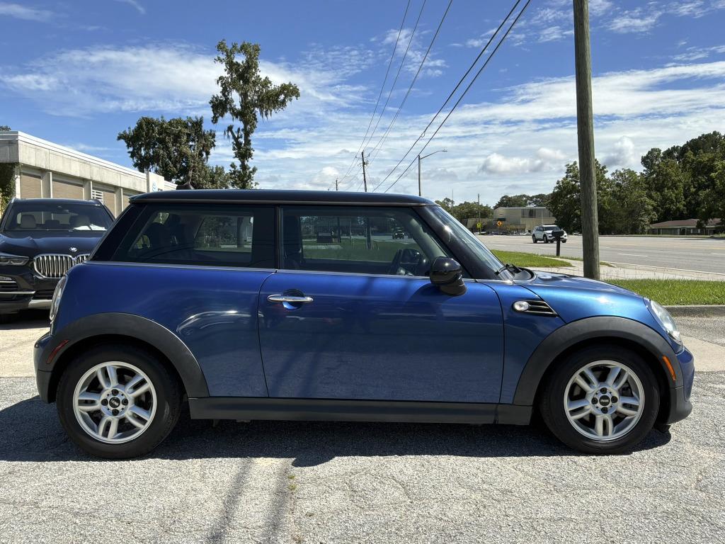 2013 MINI Hardtop - $6,000