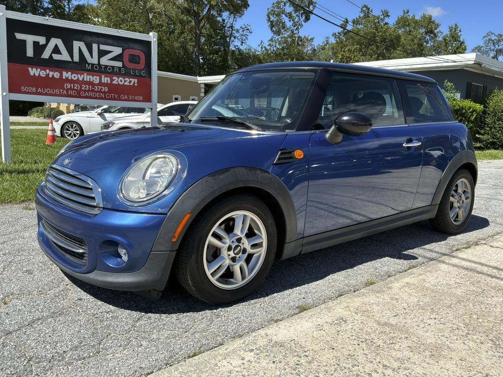 2013 MINI Hardtop - $6,000