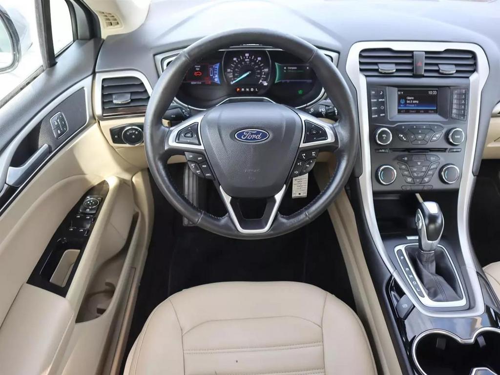 2014 Ford Fusion Hybrid SE photo