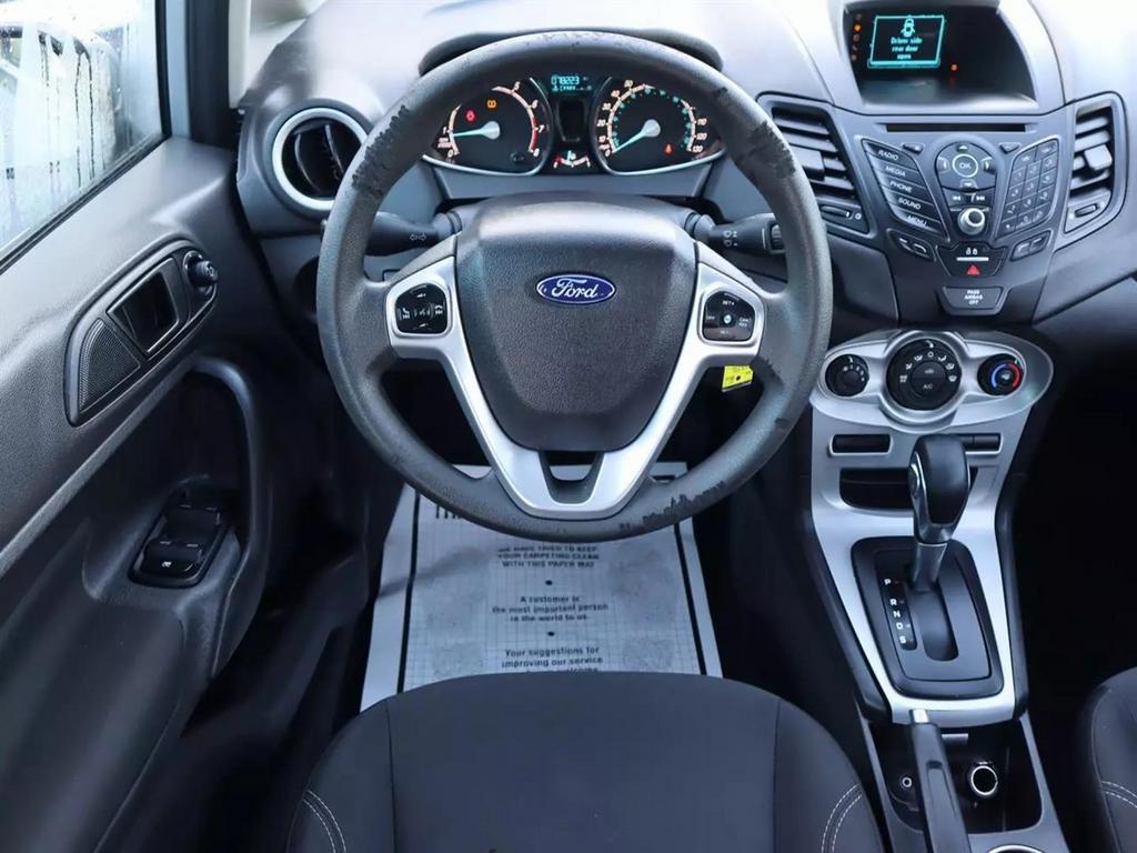 2017 Ford Fiesta SE Hatchback 4D photo