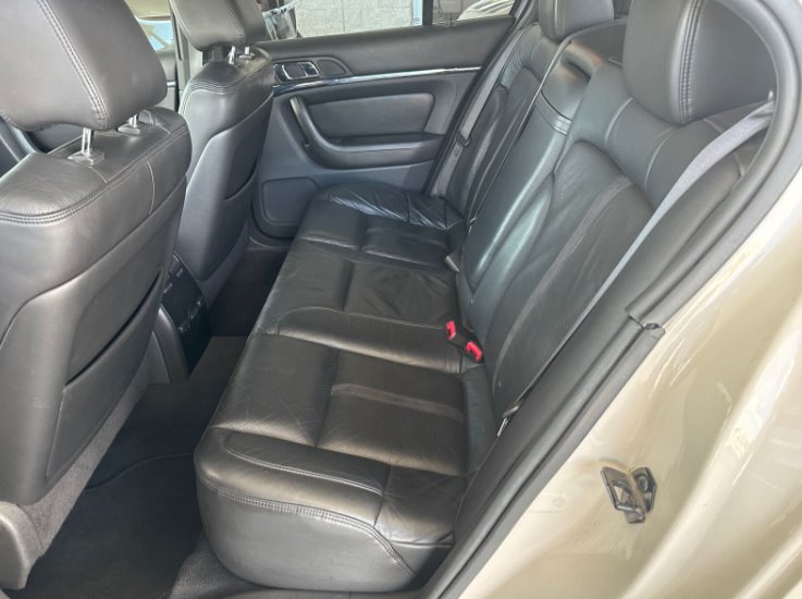 2009 Lincoln MKS photo