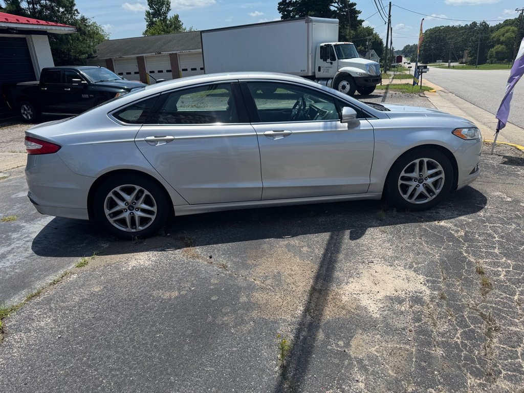 2015 Ford Fusion SE
