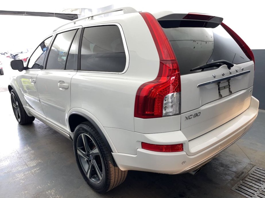 2013 Volvo XC90 - $7,295