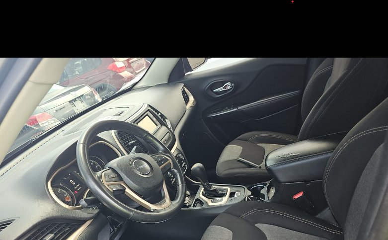2015 Jeep Cherokee - $7,765