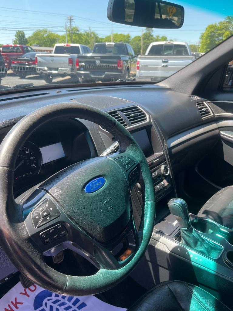 2016 Ford Explorer