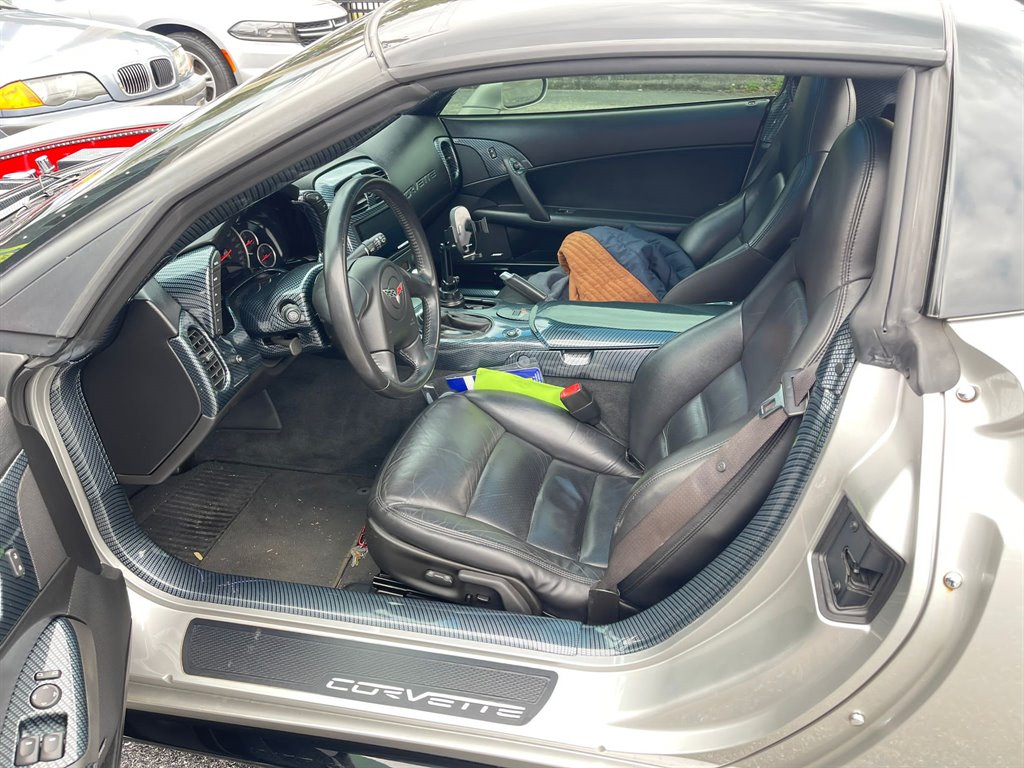 2005 CHEVROLET Corvette Coupe - $30,995